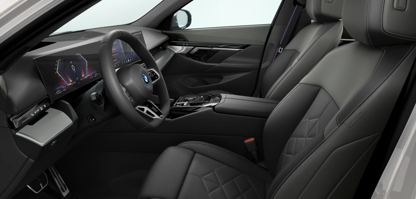 BMW BMW 5er im Innenraum seitlich BMW BMW 5er im Innenraum seitlich