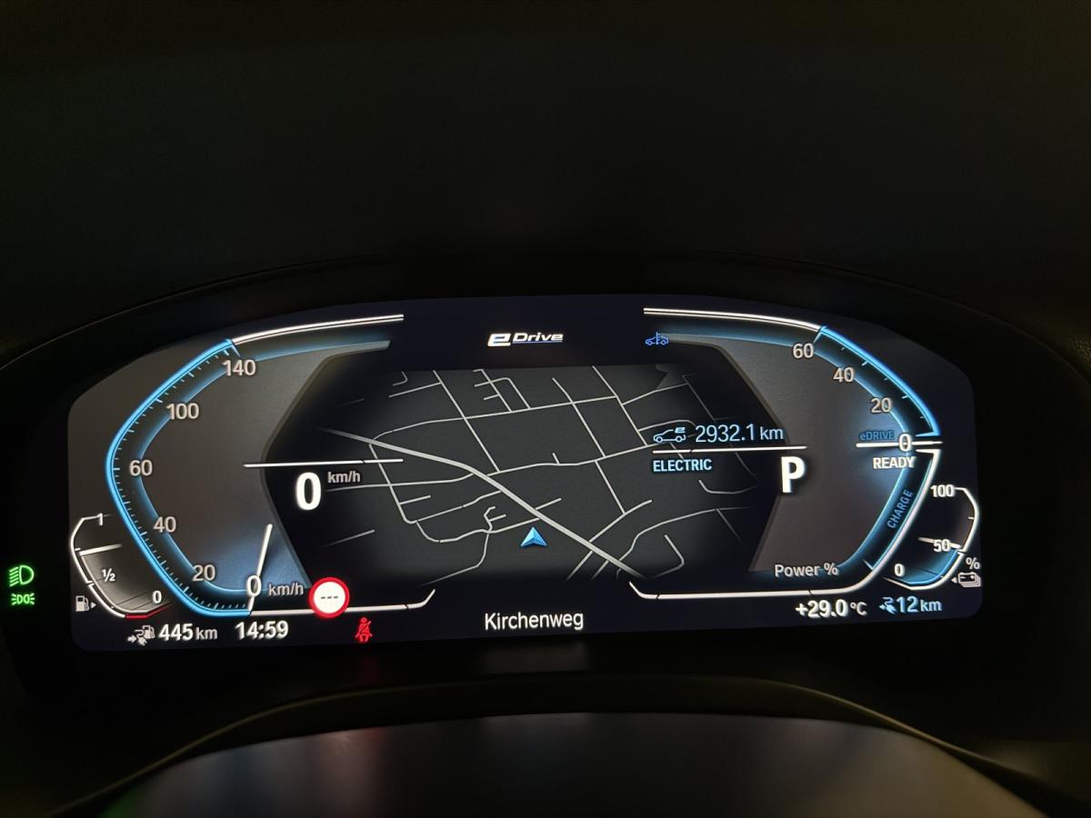 Originalaufnahme des Fahrzeugs Originalaufnahme des Fahrzeugs