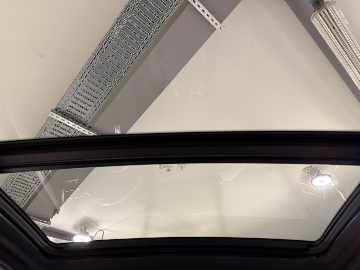 Originalaufnahme des Fahrzeugs Originalaufnahme des Fahrzeugs