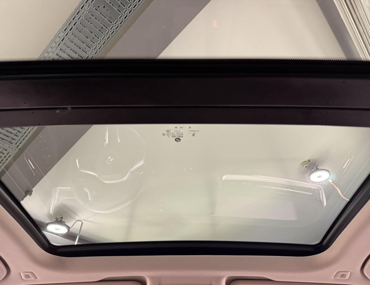 Originalaufnahme des Fahrzeugs Originalaufnahme des Fahrzeugs