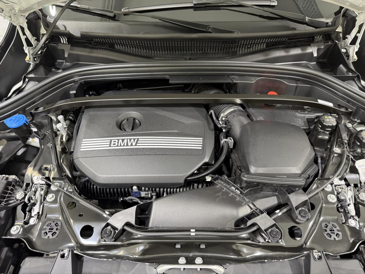 Originalaufnahme des Fahrzeugs