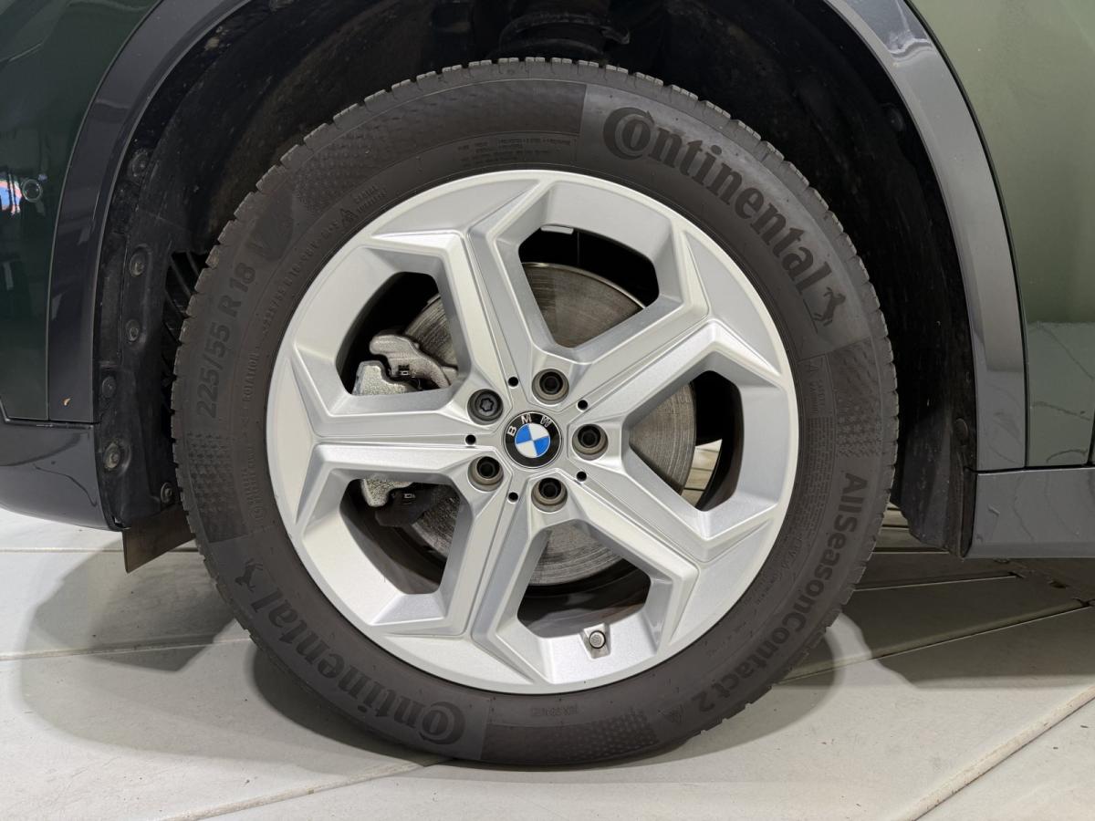 Originalaufnahme des Fahrzeugs Originalaufnahme des Fahrzeugs