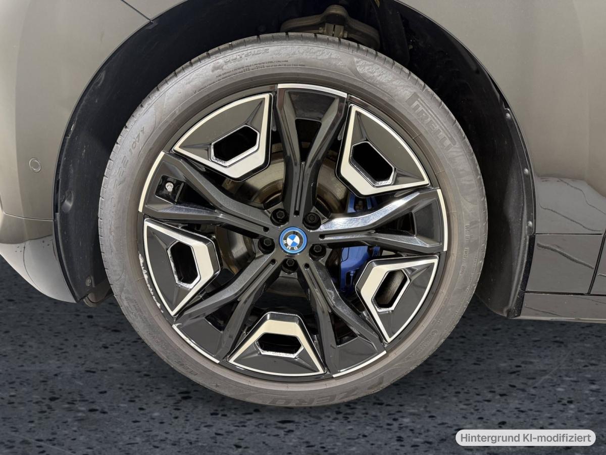Originalaufnahme des Fahrzeugs Originalaufnahme des Fahrzeugs