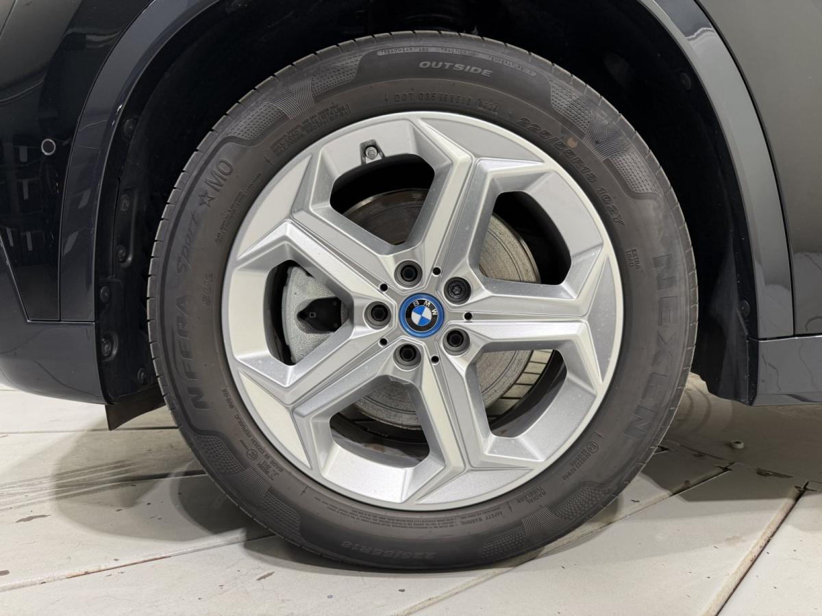 Originalaufnahme des Fahrzeugs Originalaufnahme des Fahrzeugs