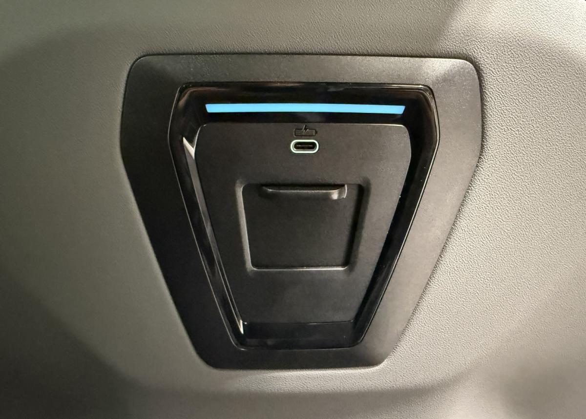 Originalaufnahme des Fahrzeugs Originalaufnahme des Fahrzeugs