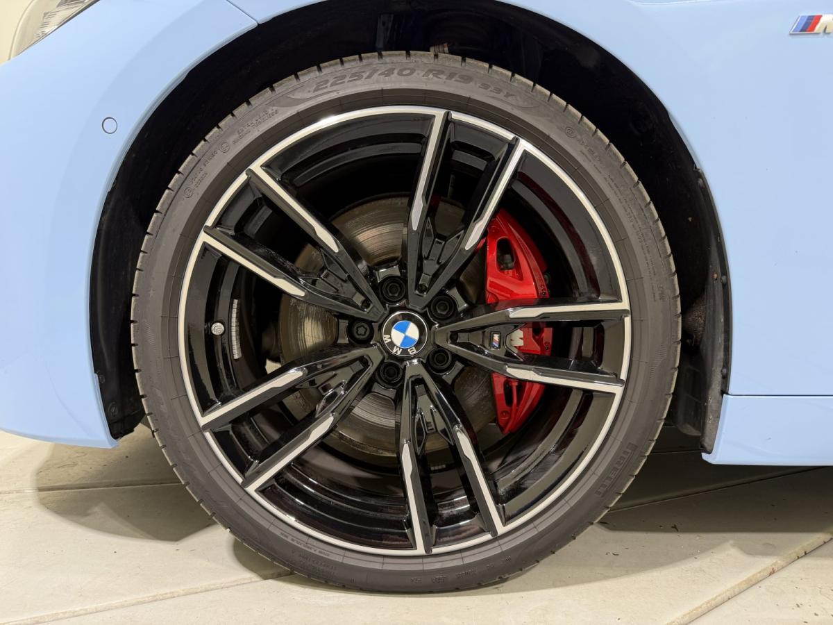 Originalaufnahme des Fahrzeugs Originalaufnahme des Fahrzeugs