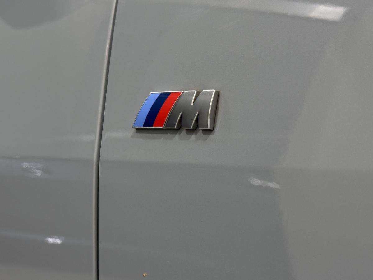 Originalaufnahme des Fahrzeugs