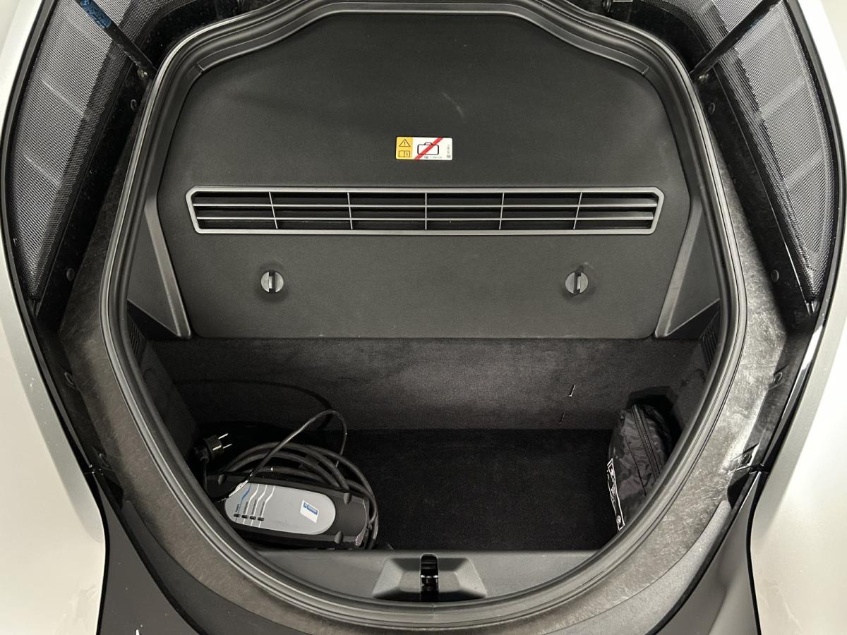 Originalaufnahme des Fahrzeugs Originalaufnahme des Fahrzeugs