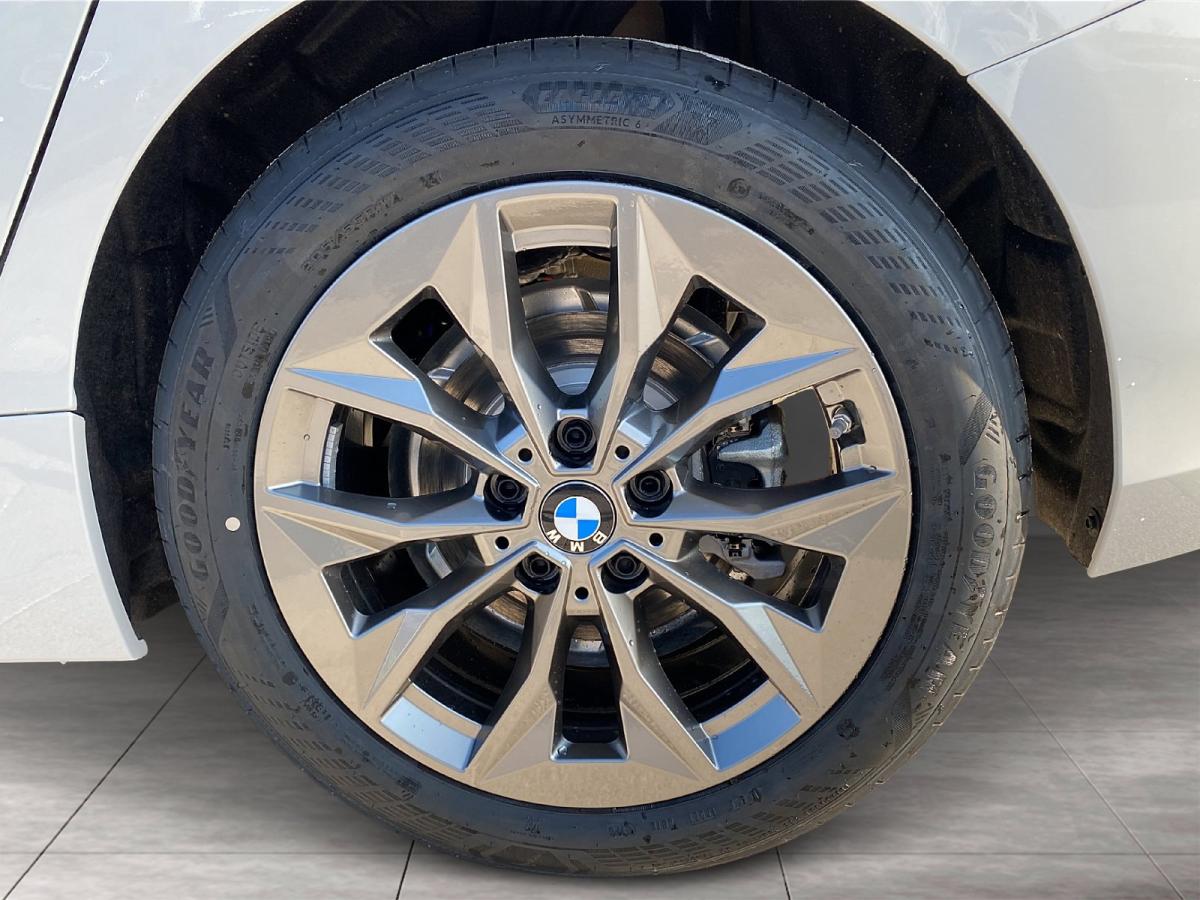 Originalaufnahme des Fahrzeugs Originalaufnahme des Fahrzeugs