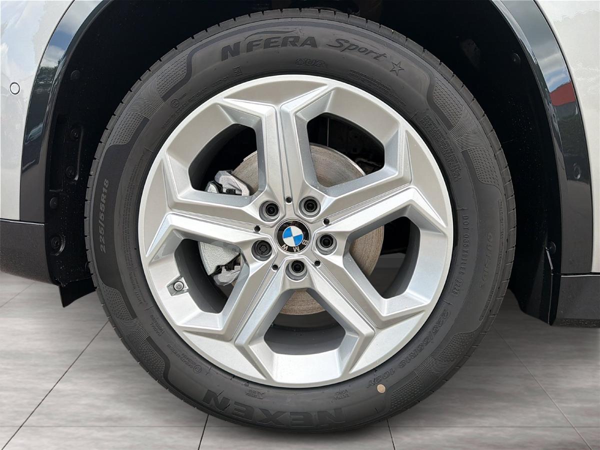 Originalaufnahme des Fahrzeugs Originalaufnahme des Fahrzeugs