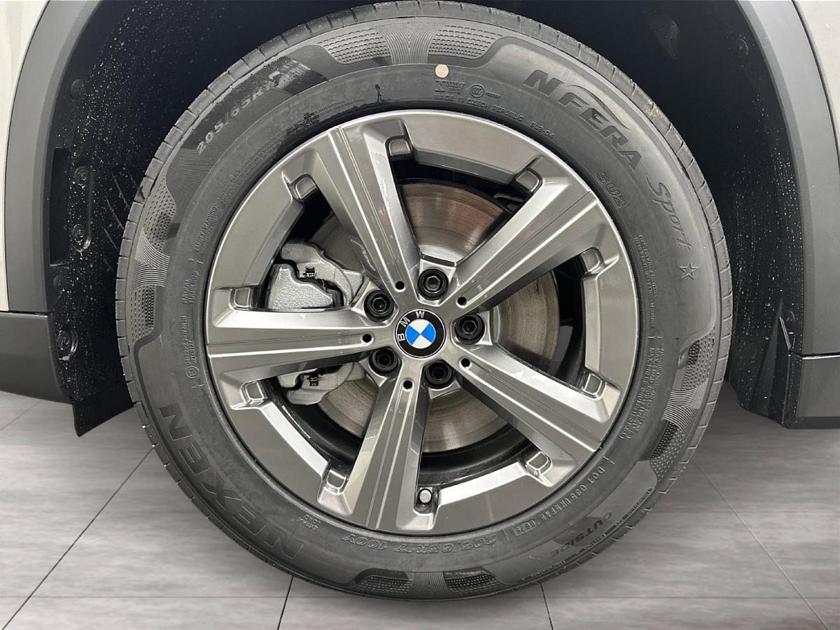 Originalaufnahme des Fahrzeugs Originalaufnahme des Fahrzeugs