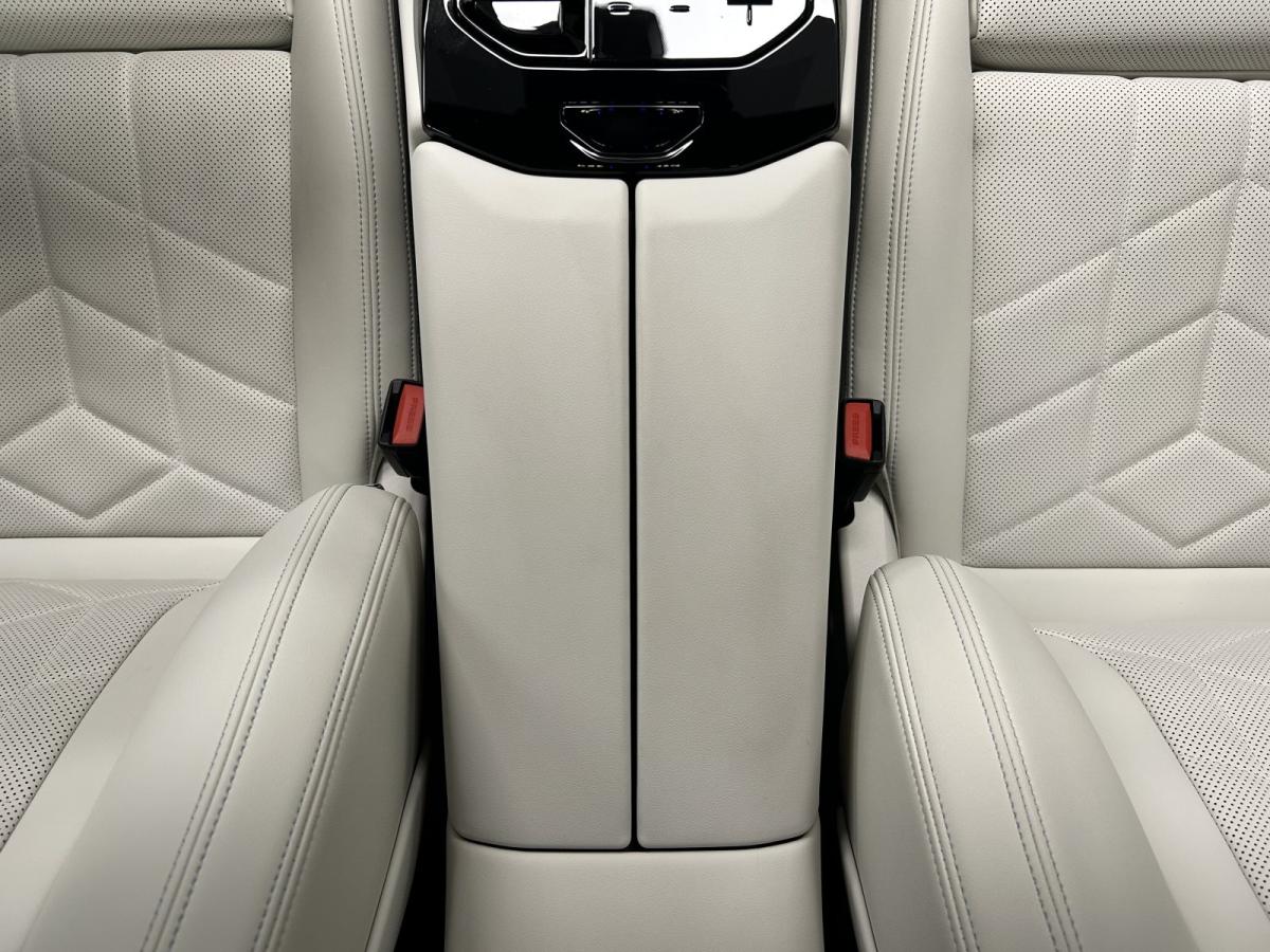 Originalaufnahme des Fahrzeugs