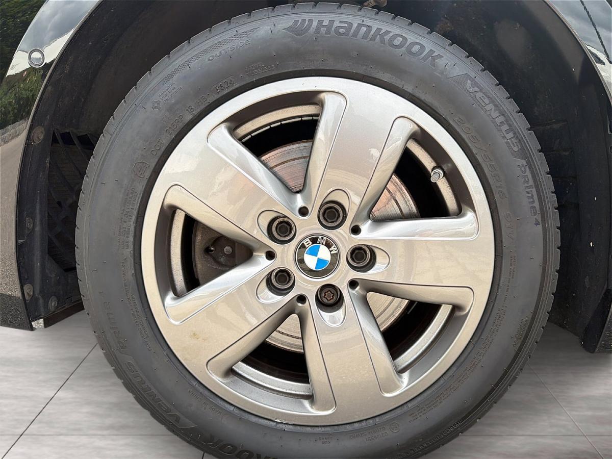 Originalaufnahme des Fahrzeugs Originalaufnahme des Fahrzeugs
