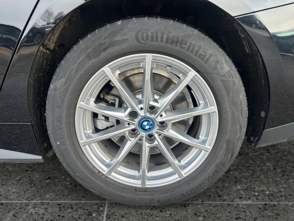 Originalaufnahme des Fahrzeugs