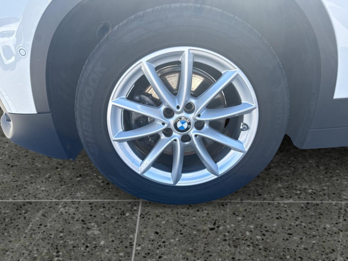 Originalaufnahme des Fahrzeugs Originalaufnahme des Fahrzeugs