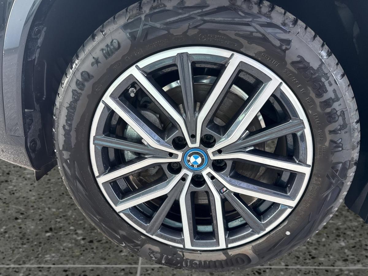 Originalaufnahme des Fahrzeugs Originalaufnahme des Fahrzeugs