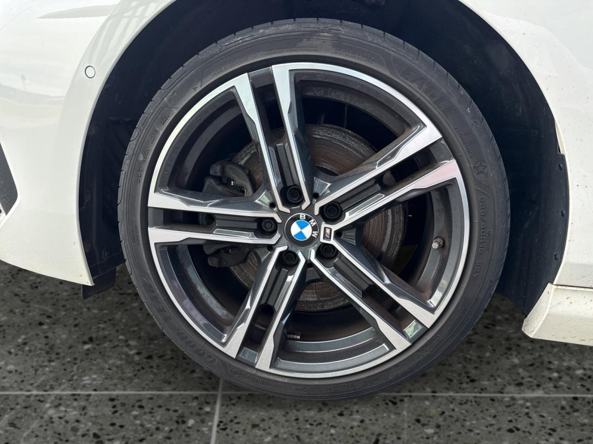 Originalaufnahme des Fahrzeugs Originalaufnahme des Fahrzeugs