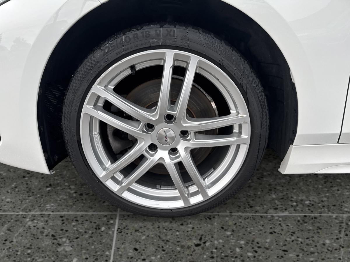 Originalaufnahme des Fahrzeugs Originalaufnahme des Fahrzeugs