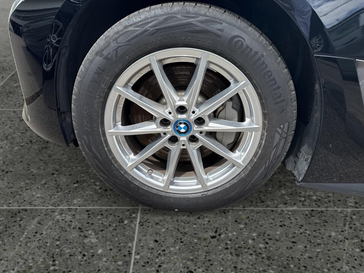 Originalaufnahme des Fahrzeugs Originalaufnahme des Fahrzeugs