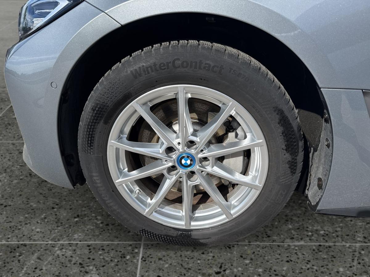Originalaufnahme des Fahrzeugs Originalaufnahme des Fahrzeugs