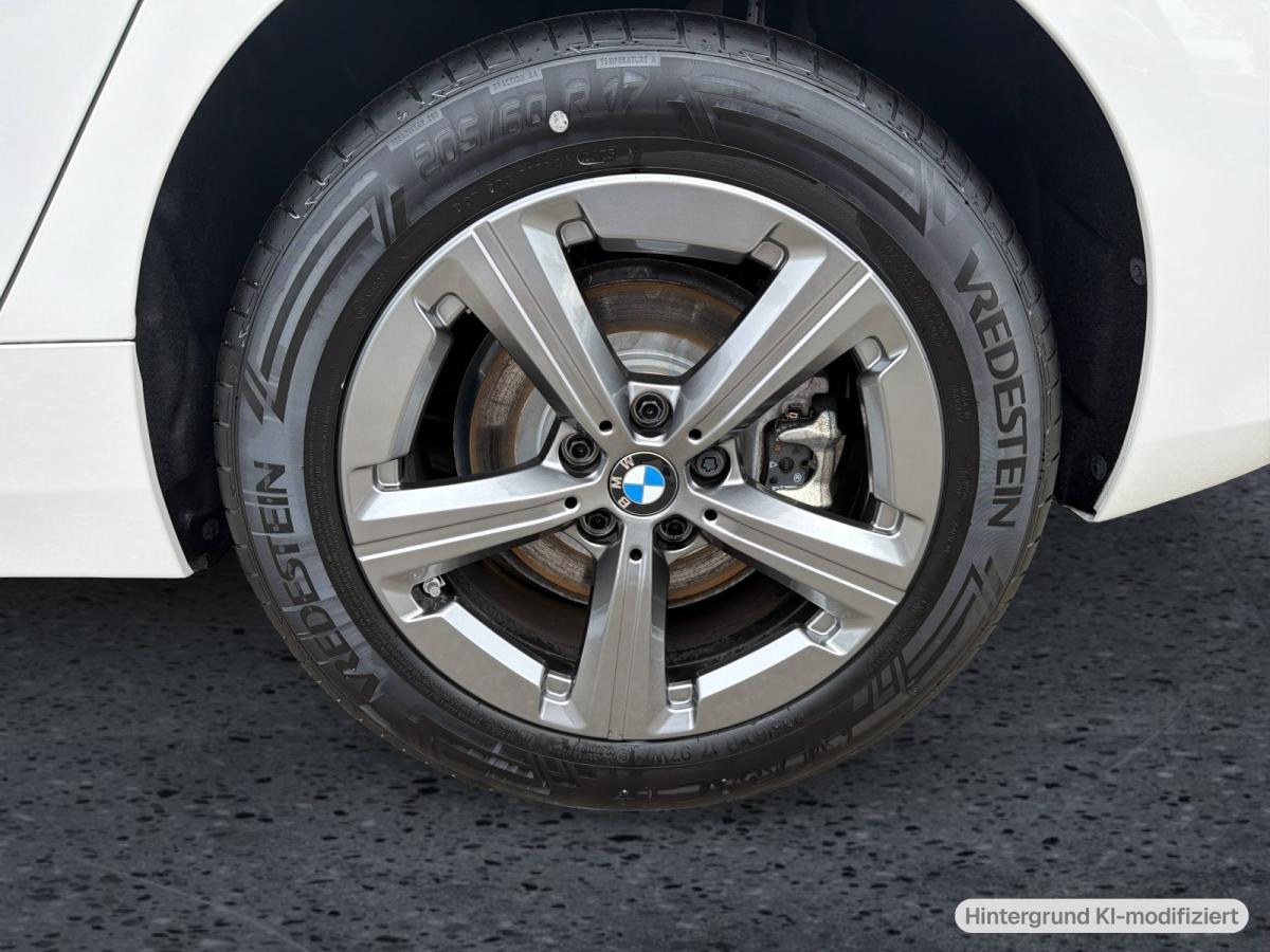 Originalaufnahme des Fahrzeugs Originalaufnahme des Fahrzeugs