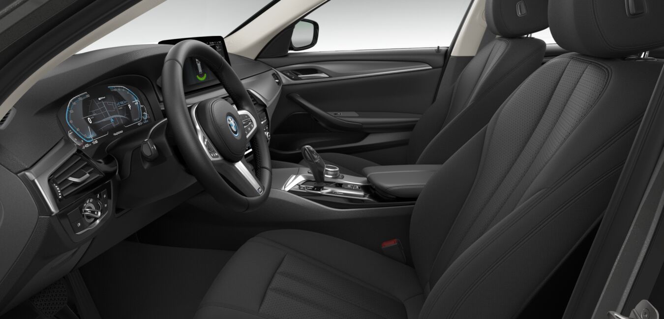 BMW BMW 5er im Innenraum seitlich BMW BMW 5er im Innenraum seitlich