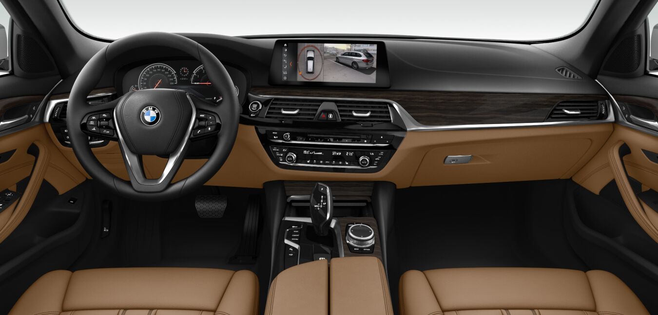 BMW BMW 5er im Innenraum von vorne BMW BMW 5er im Innenraum von vorne