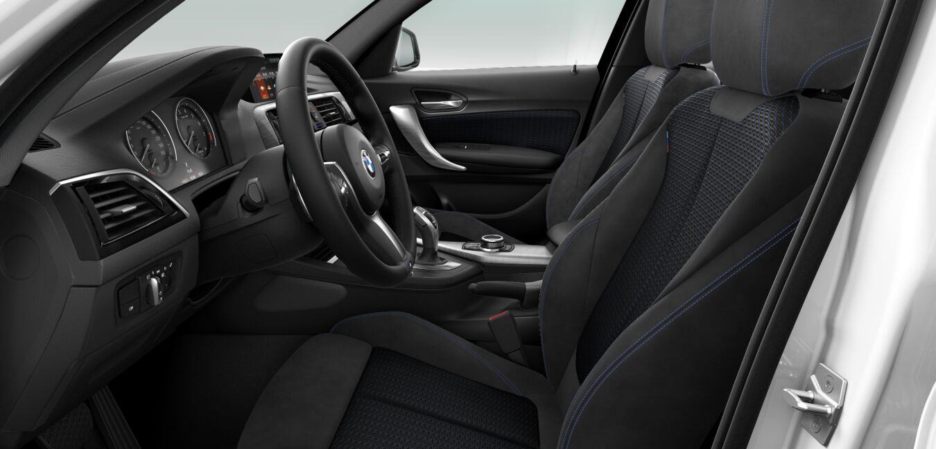 BMW BMW 1er im Innenraum seitlich BMW BMW 1er im Innenraum seitlich