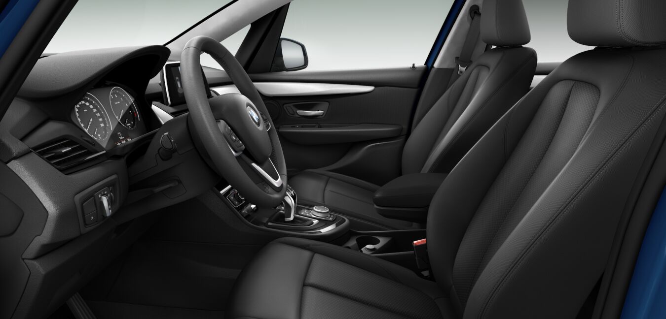BMW BMW 2er im Innenraum seitlich BMW BMW 2er im Innenraum seitlich