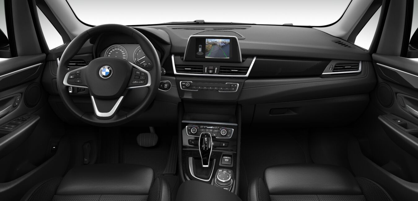 BMW BMW 2er im Innenraum von vorne BMW BMW 2er im Innenraum von vorne