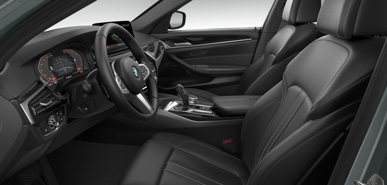 BMW BMW 5er im Innenraum seitlich BMW BMW 5er im Innenraum seitlich