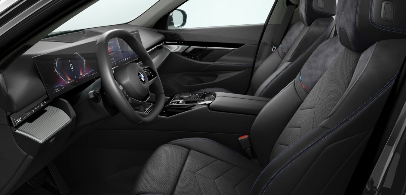 BMW BMW 5er im Innenraum seitlich BMW BMW 5er im Innenraum seitlich