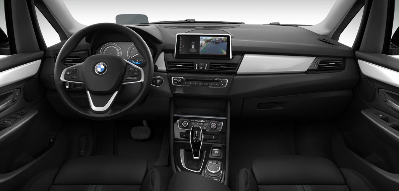 BMW BMW 2er im Innenraum von vorne BMW BMW 2er im Innenraum von vorne