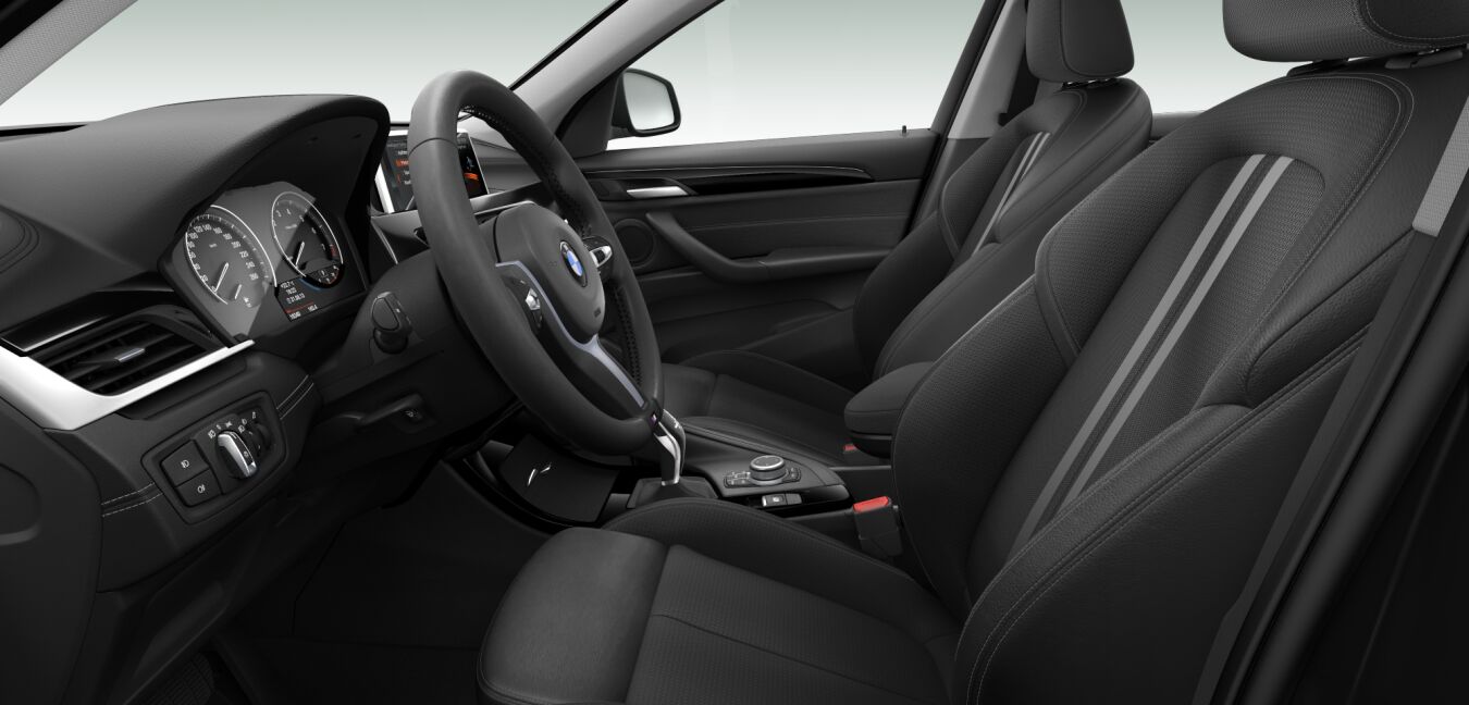 BMW BMW X im Innenraum seitlich BMW BMW X im Innenraum seitlich