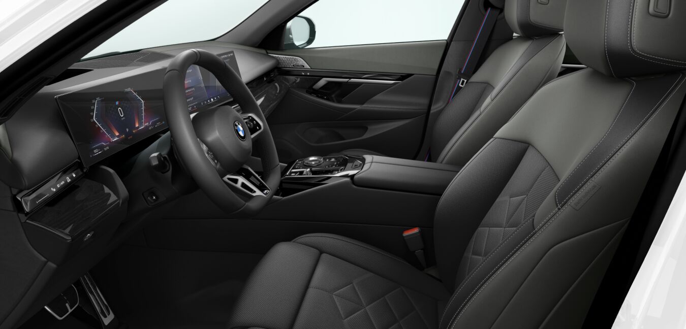 BMW BMW 5er im Innenraum seitlich BMW BMW 5er im Innenraum seitlich