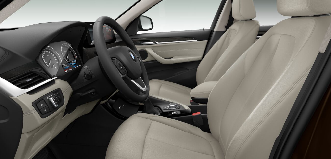 BMW BMW X im Innenraum seitlich BMW BMW X im Innenraum seitlich
