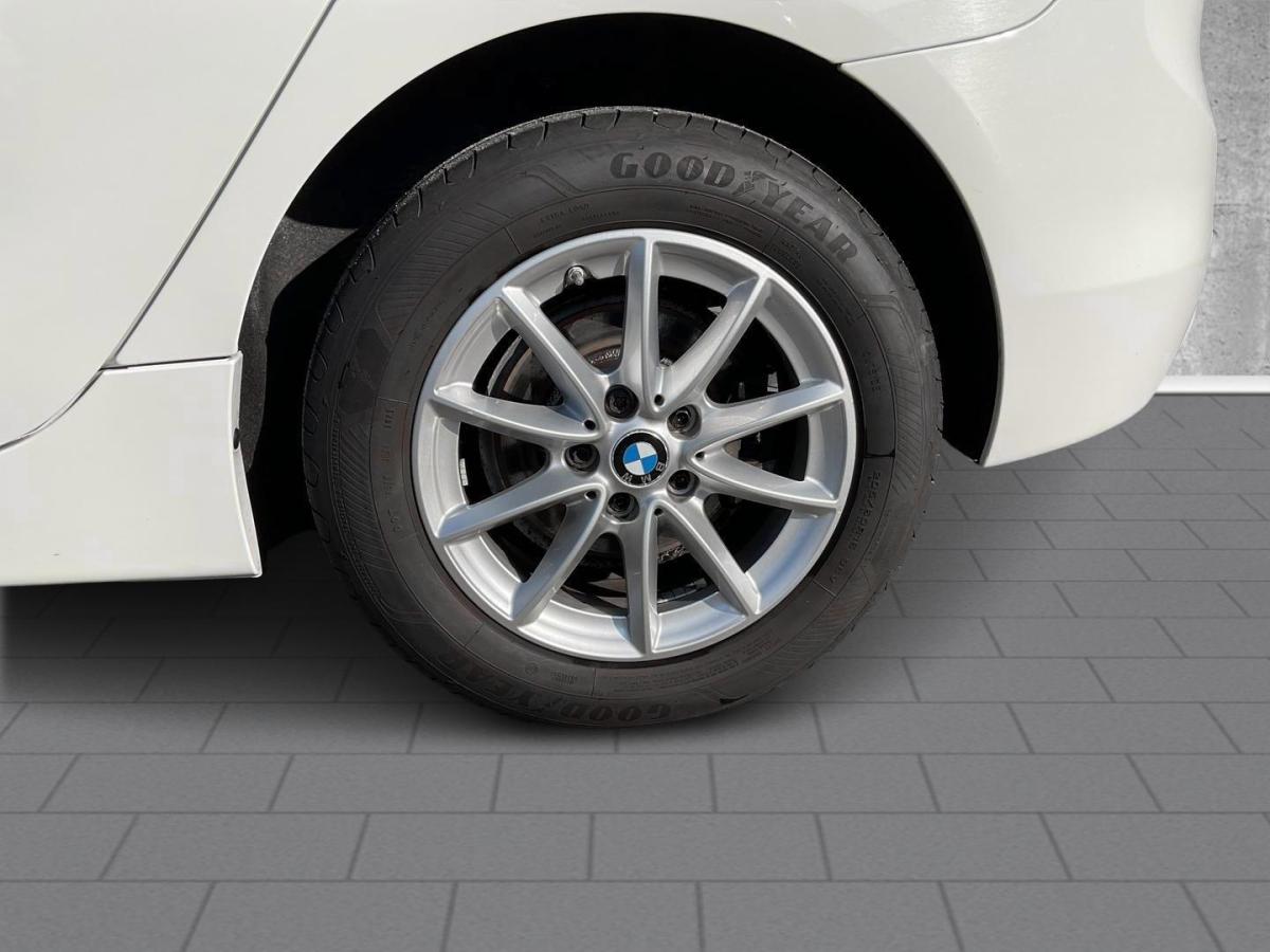 Originalaufnahme des Fahrzeugs Originalaufnahme des Fahrzeugs