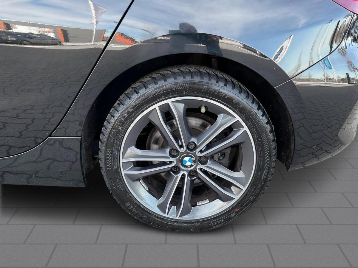 Originalaufnahme des Fahrzeugs Originalaufnahme des Fahrzeugs