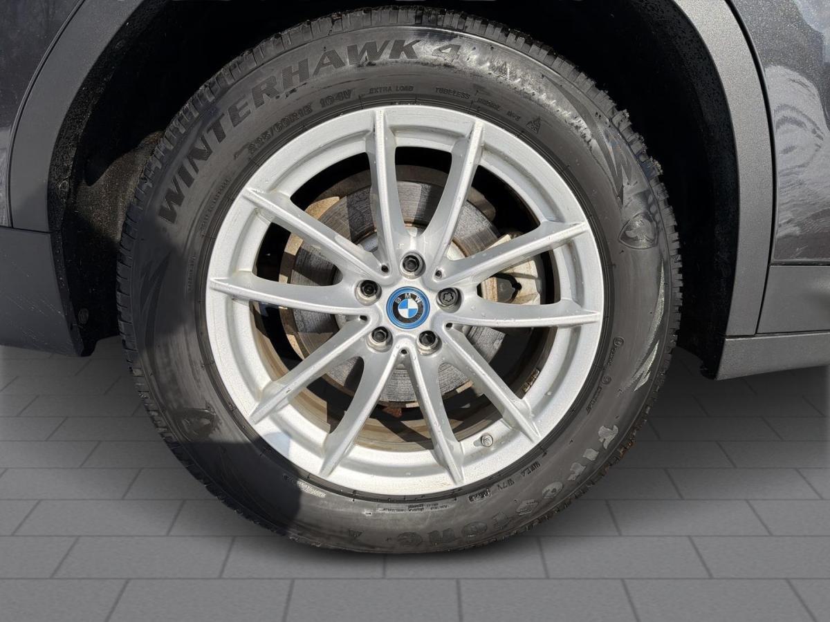 Originalaufnahme des Fahrzeugs Originalaufnahme des Fahrzeugs