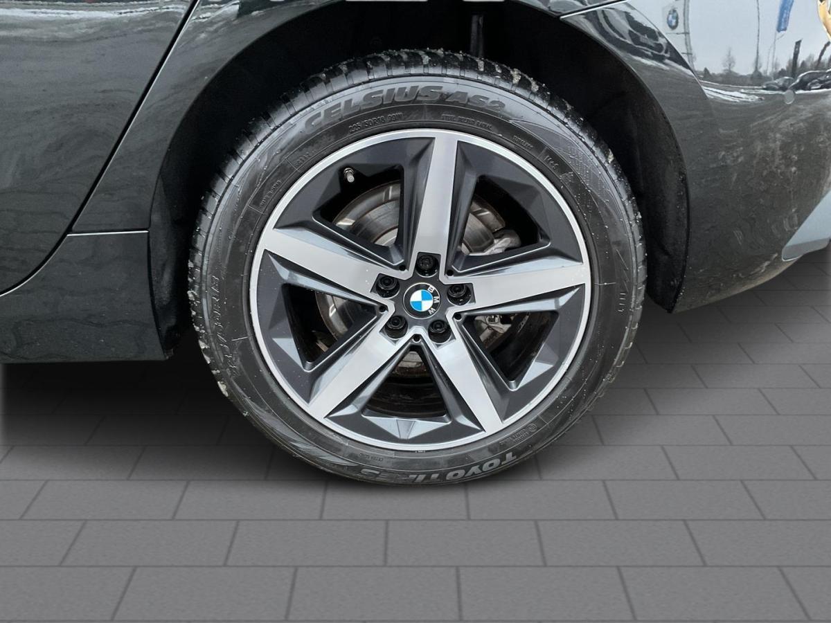 Originalaufnahme des Fahrzeugs Originalaufnahme des Fahrzeugs