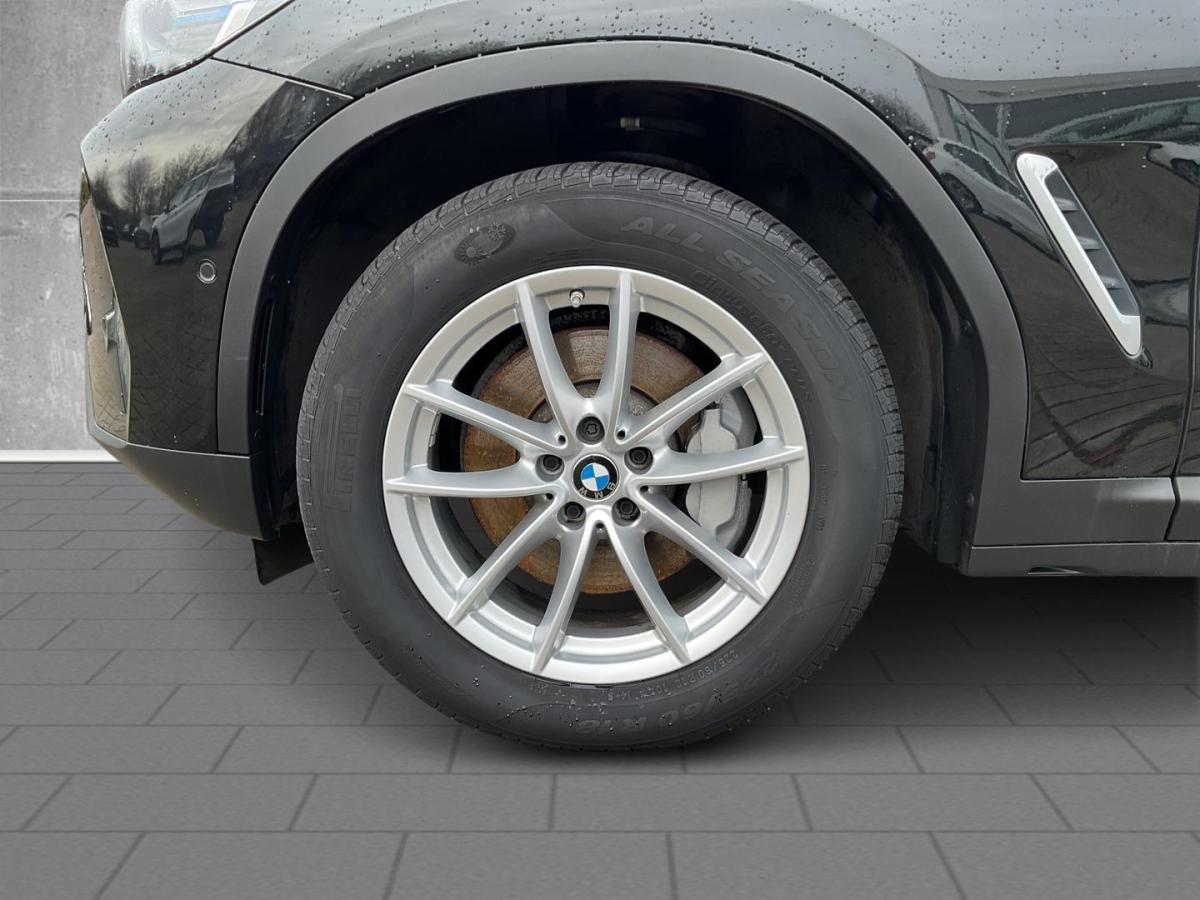 Originalaufnahme des Fahrzeugs Originalaufnahme des Fahrzeugs