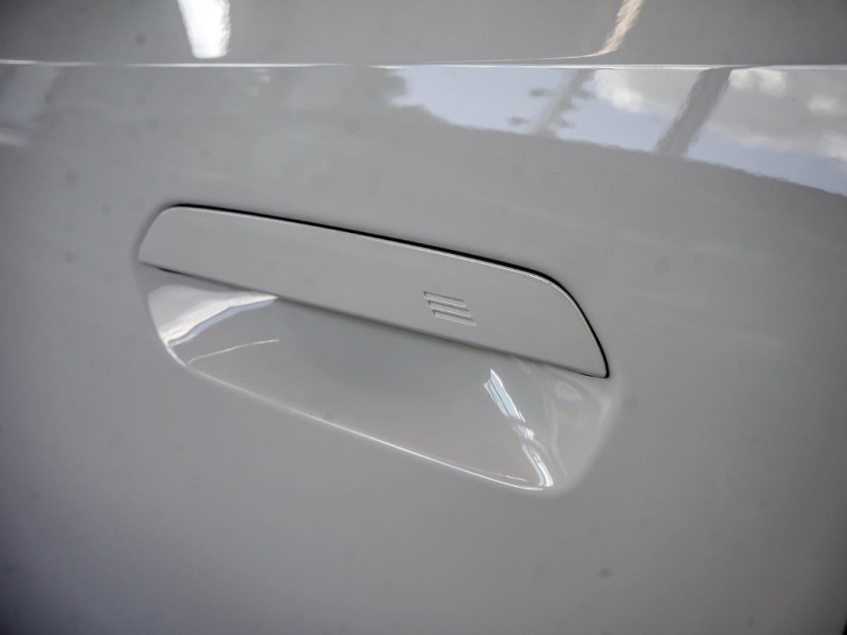 Originalaufnahme des Fahrzeugs Originalaufnahme des Fahrzeugs