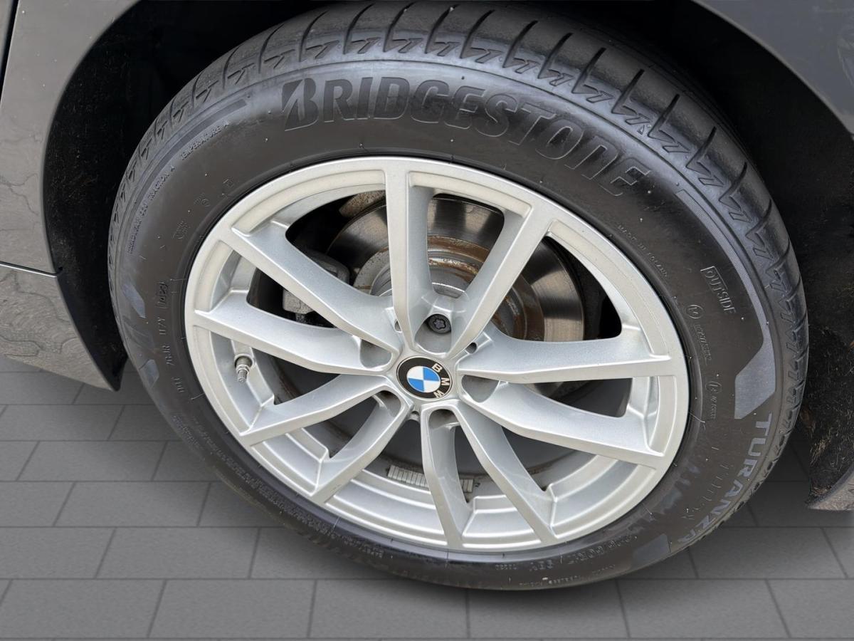 Originalaufnahme des Fahrzeugs Originalaufnahme des Fahrzeugs