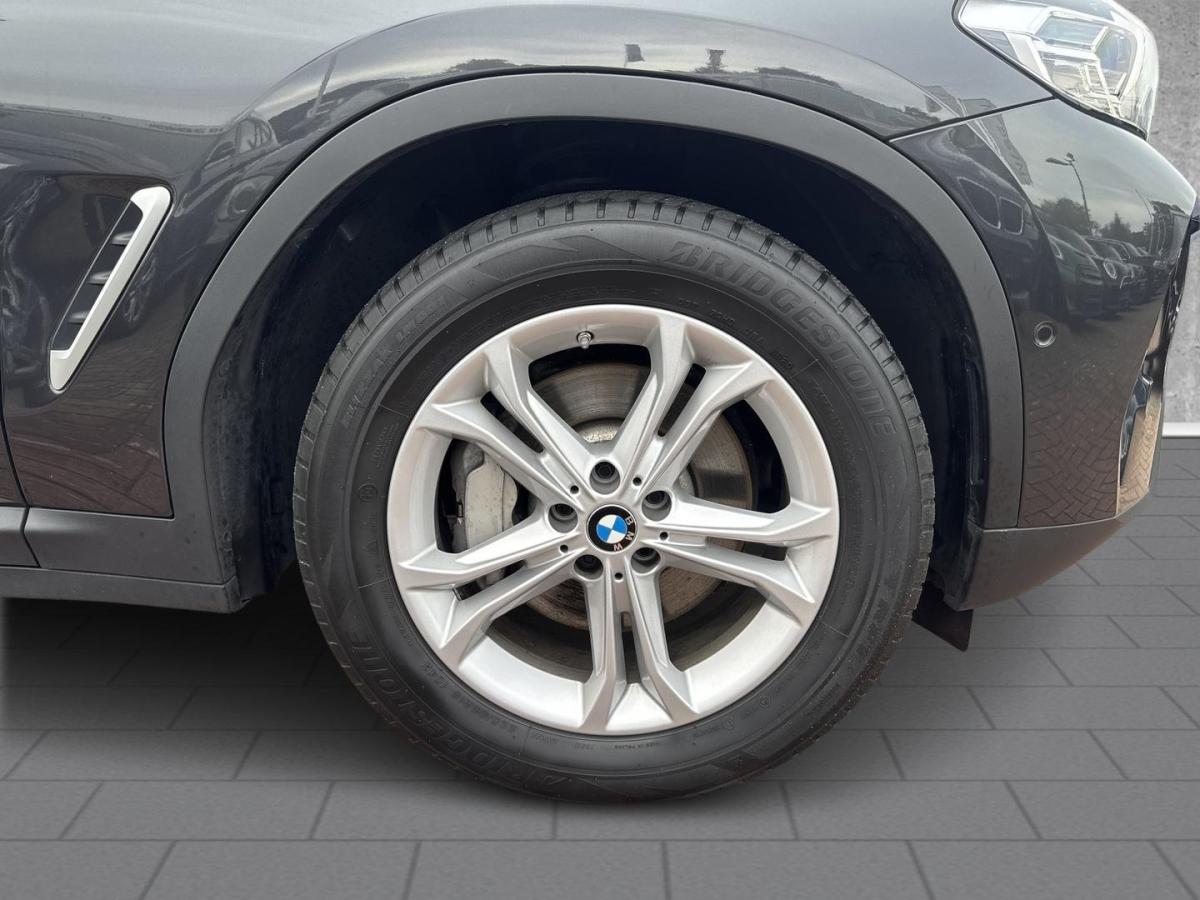 Originalaufnahme des Fahrzeugs Originalaufnahme des Fahrzeugs