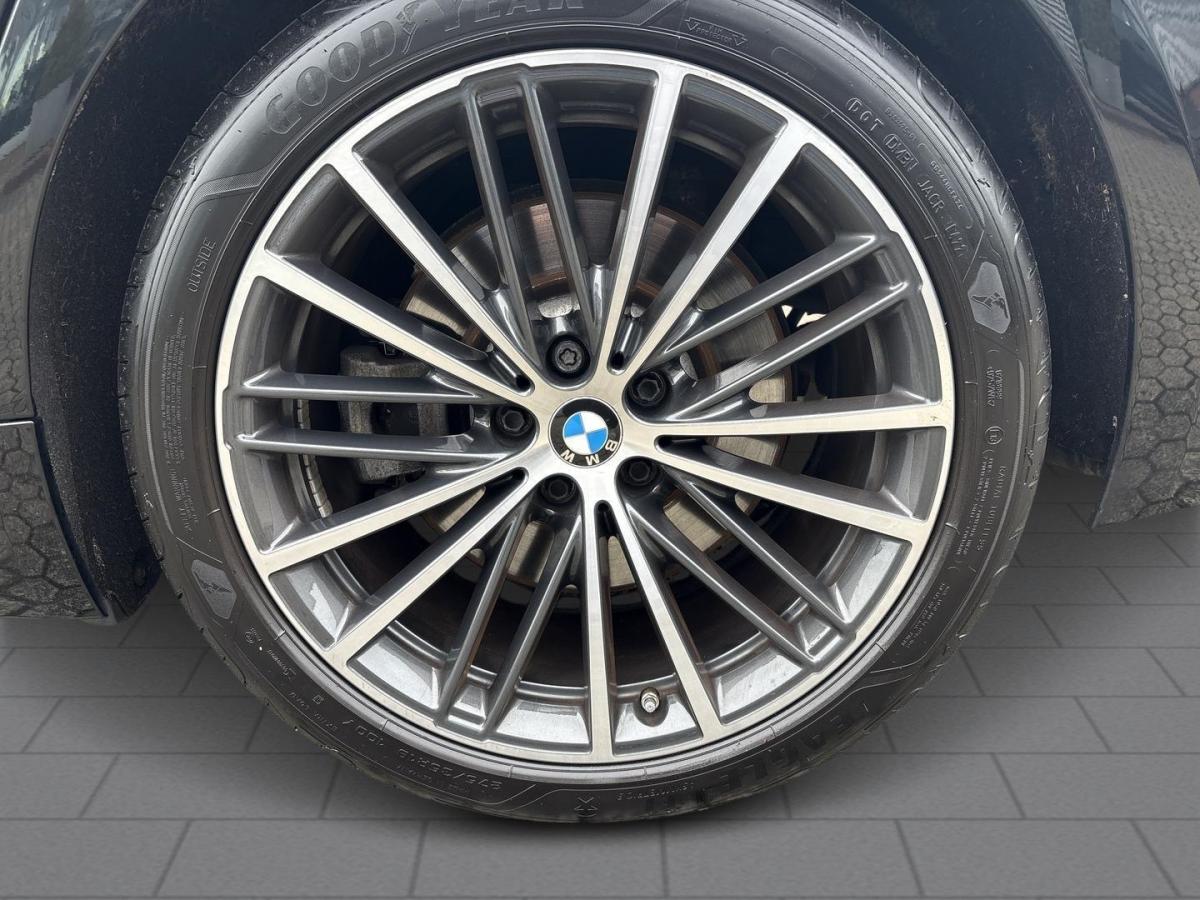 Originalaufnahme des Fahrzeugs Originalaufnahme des Fahrzeugs
