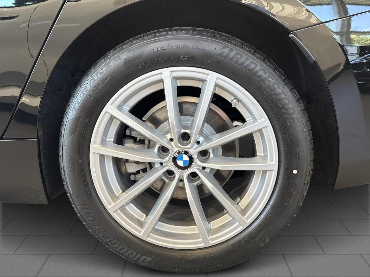 Originalaufnahme des Fahrzeugs Originalaufnahme des Fahrzeugs