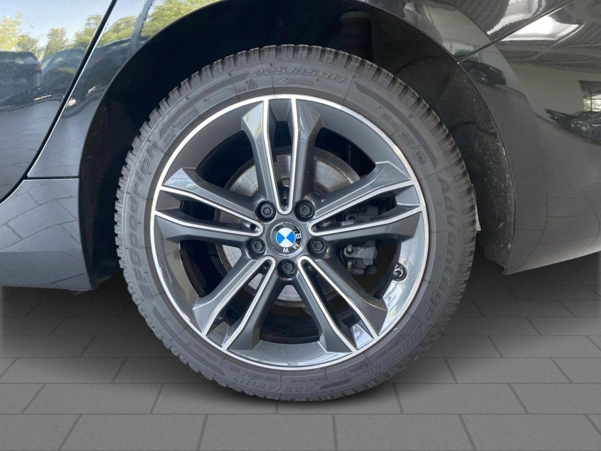 Originalaufnahme des Fahrzeugs Originalaufnahme des Fahrzeugs