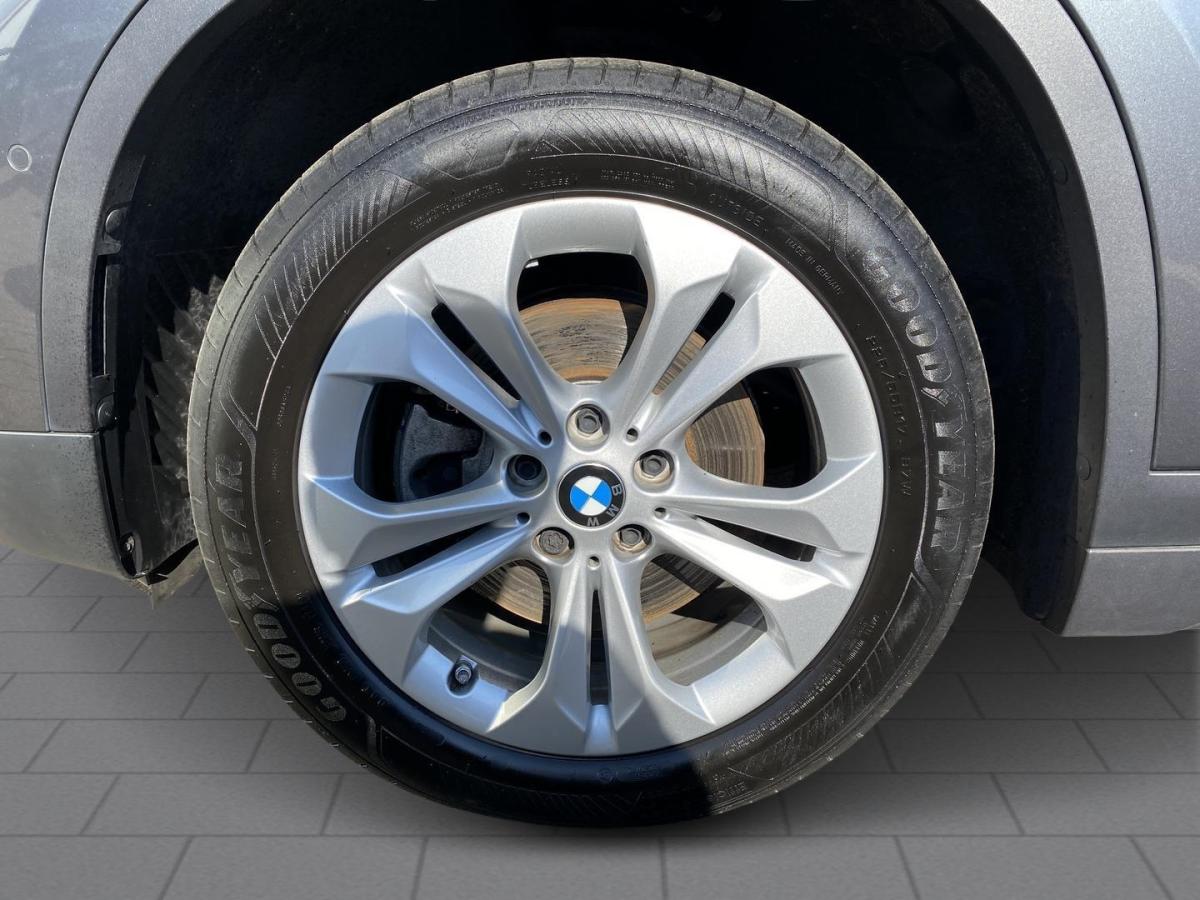 Originalaufnahme des Fahrzeugs Originalaufnahme des Fahrzeugs