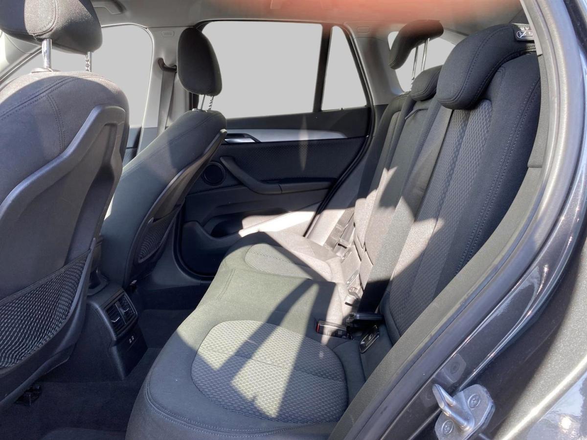 Originalaufnahme des Fahrzeugs Originalaufnahme des Fahrzeugs