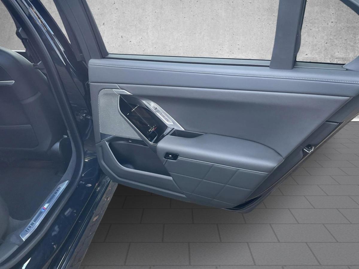 BMW 740d xDrive Limousine im Innenraum